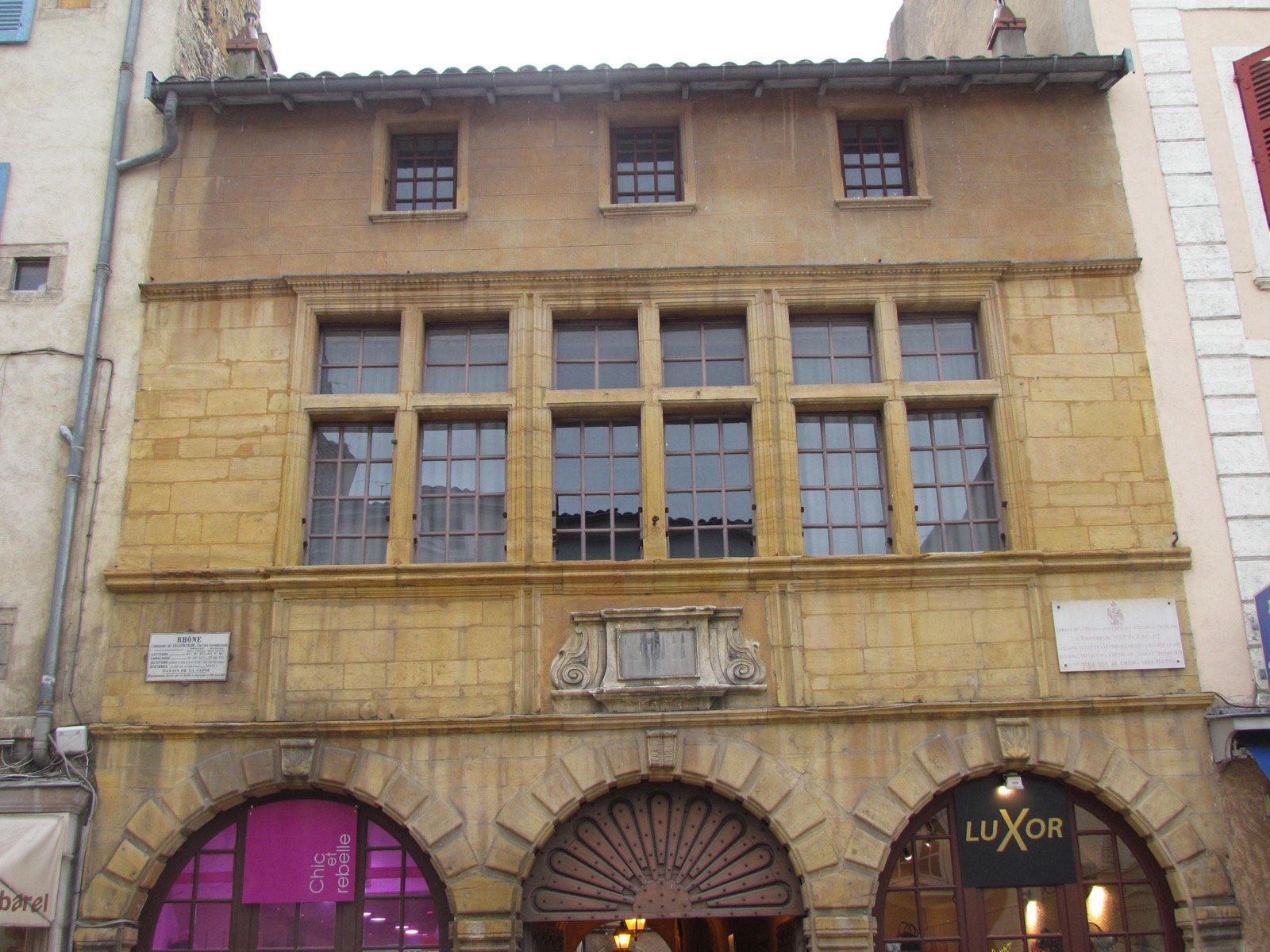 Ancien hôtel de ville de Villefranche-sur-Saône, ville du musée Paul Dini